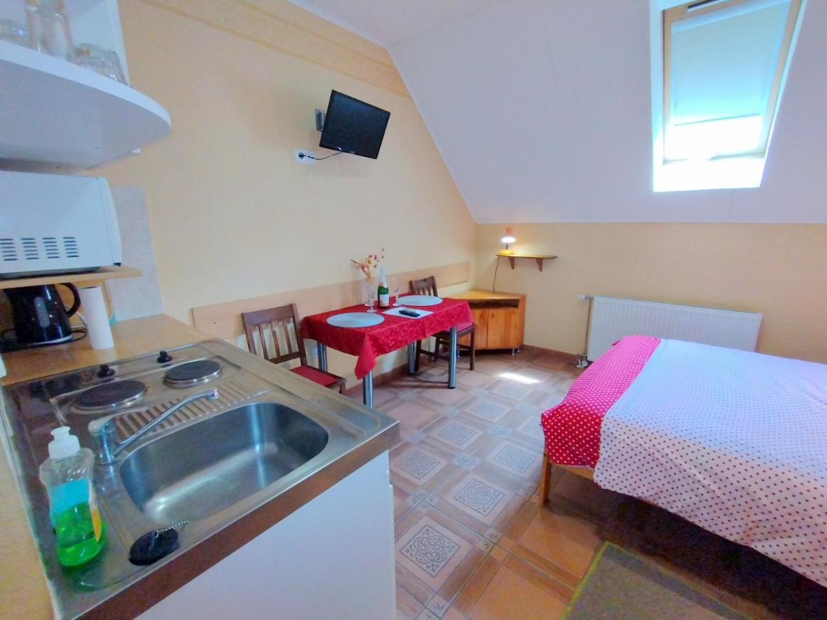 Burg Apartman غيولا المظهر الخارجي الصورة